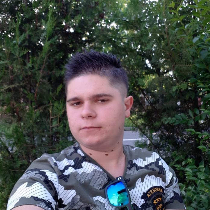 34192195_1552760984852714_8050222606378336256_n