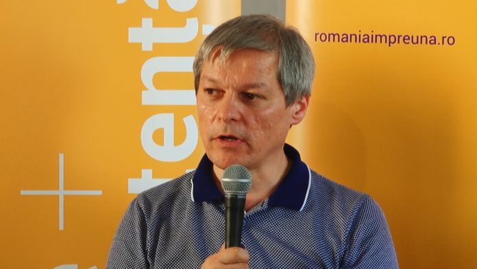 DACIAN CIOLOS.Still059
