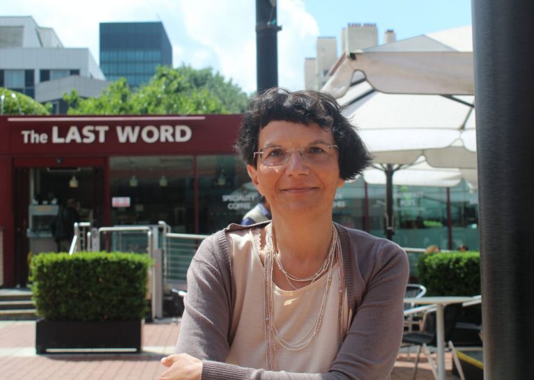 „Scrisul e decuparea și punerea în ramă a vieții” – Interviu cu prof. univ. Ioana Pârvulescu, scriitoare și traducătoare