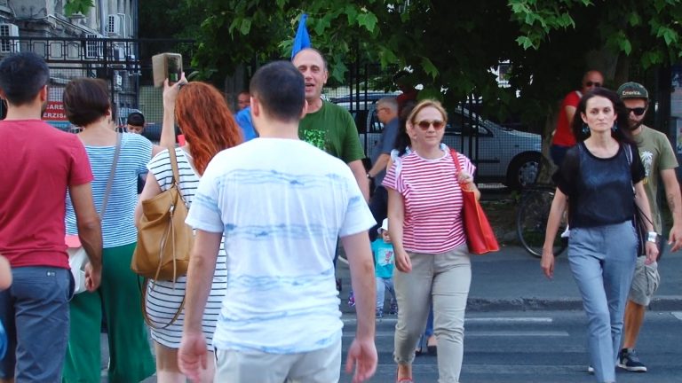 Experiment: cât timp pierde un pieton traversând străzile în Timișoara? Video