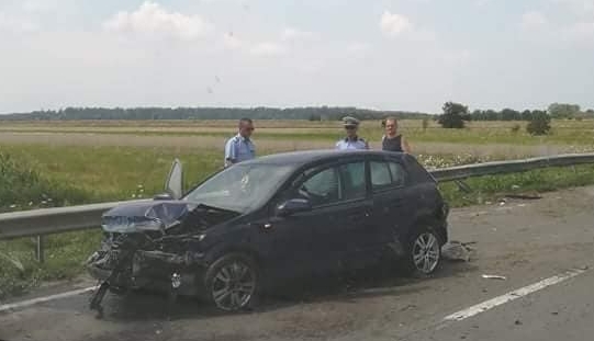 Accident pe DN7, lângă Arad (foto)
