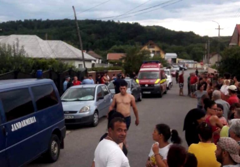 Tragedie în România. O polițistă și-a împușcat mama și copilul, după care s-a sinucis