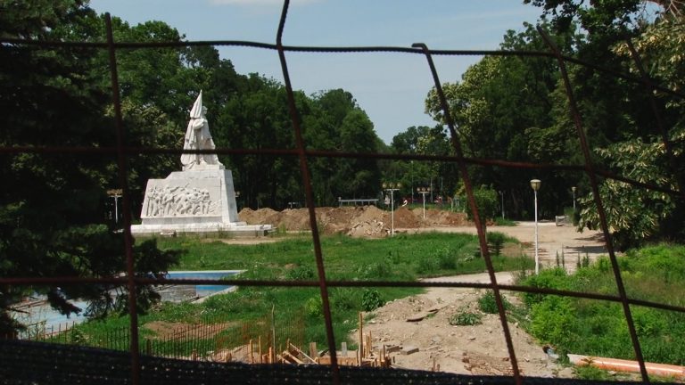 Parcul Central va fi ”superb” abia în primăvara anului 2019