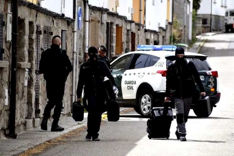 Româncă ucisă de soț, în plină stradă. Crima șochează Spania