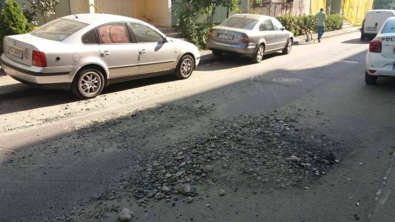 Lucrări nesemnalizate, asfalt spart, străzi mizerabile – ce au amendat polițiștii timișoreni