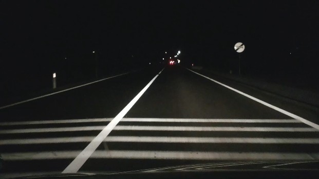 Veneau de la mare când, pe șosea, au apărut brusc indicatoare cu ”Drum închis”. Clipe de groază pentru o familie de români