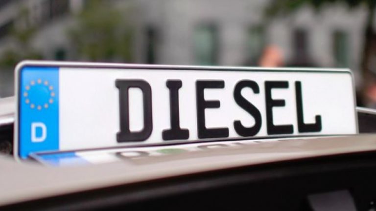 Veste șoc pentru șoferi! Specialiști: Mașinile diesel trebuie interzise în România. Ce măsuri iau autoritățile de anul viitor