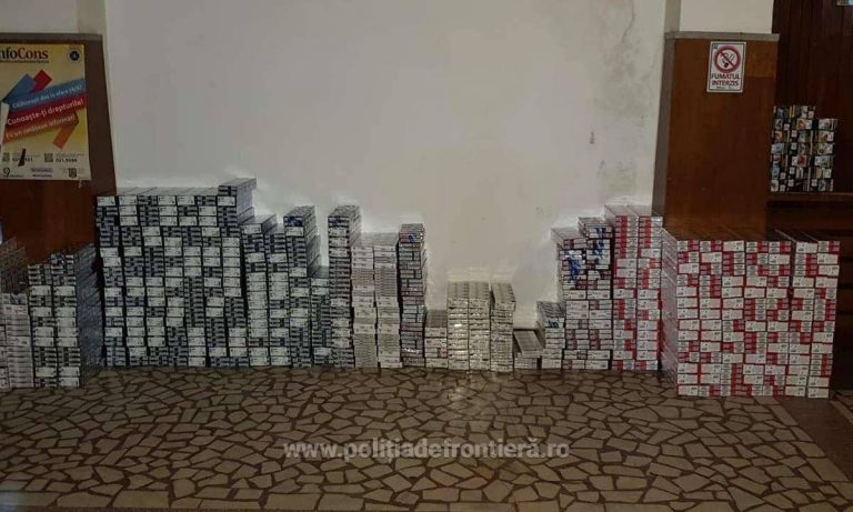 Mii de pachete de țigări de contrabandă la granița cu Ungaria