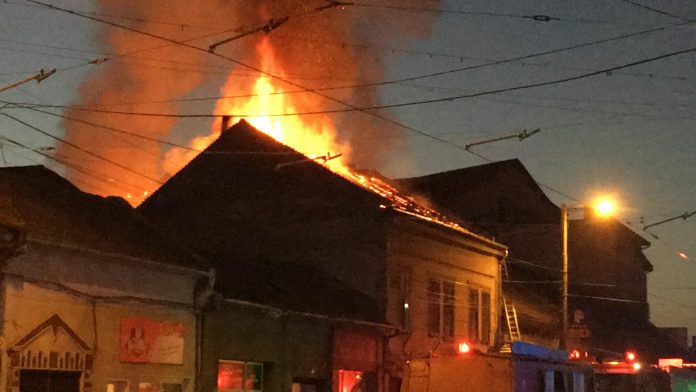 42705371_2700138920012121_3167914950647611392_n