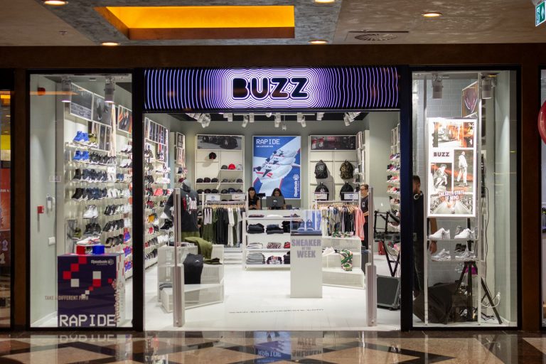 Trei noi branduri au deschis magazine în ansamblul mixt Openville Timișoara: NYX Professional Makeup, Buzz și Sport Vision