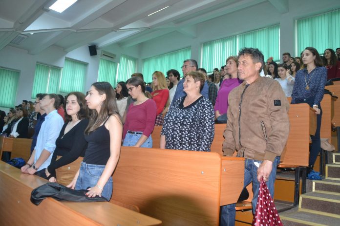 descidere an poli fac comunicare (4)