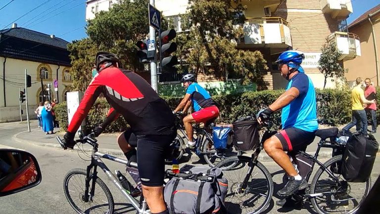 Misiune îndeplinită cu succes de pompierii bicicliști din Timișoara. Video