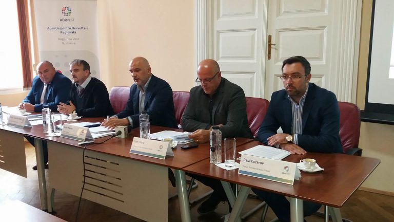 Au fost semnate noi contracte de finanțare pentru reabilitarea unităților de învățământ din vestul țării