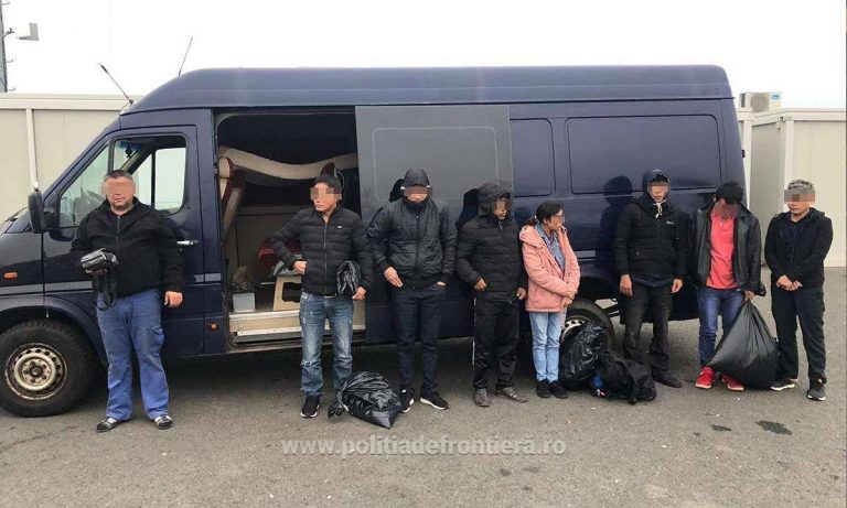 Polițiștii de frontieră si ,,descoperirea” din timpul nopții! Foto-Video