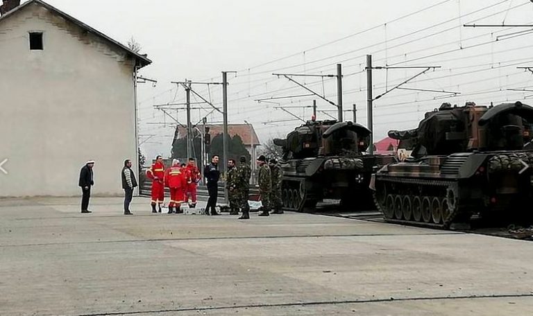 ”L-a aruncat ca pe o păpușă”. Un militar a murit în timpul pregătirilor pentru parada de 1 Decembrie