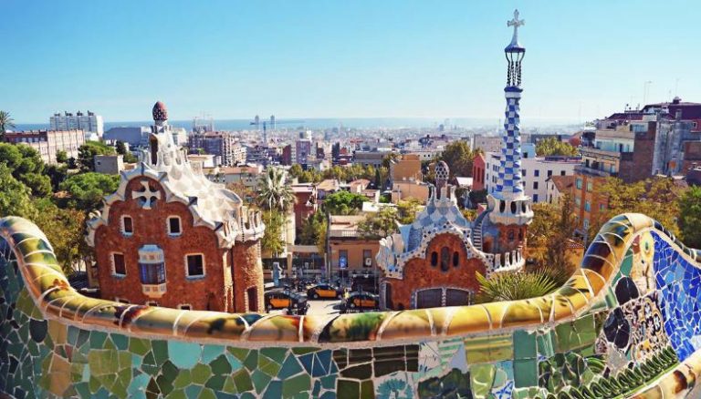 Expoziție foto Antoni Gaudi la Bastionul timișorean