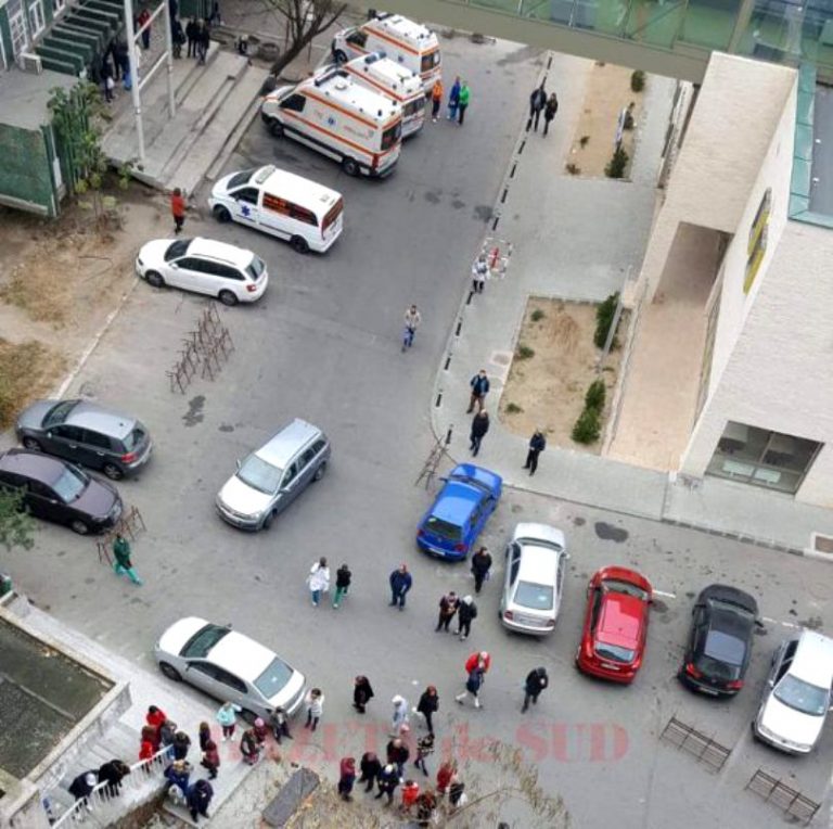 Și-a smuls perfuziile și s-a aruncat de la etaj! Scene șocante la un spital din România