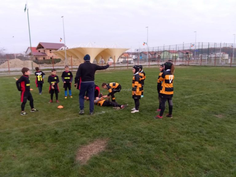 De Centenar, Consiliul Local Dumbrăvița a organizat un mini-turneu internațional de rugby, Cupa Dumbrăvița. Foto-Video