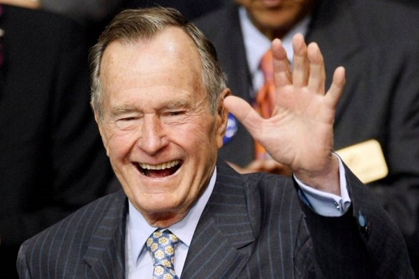 A murit George Bush sr.