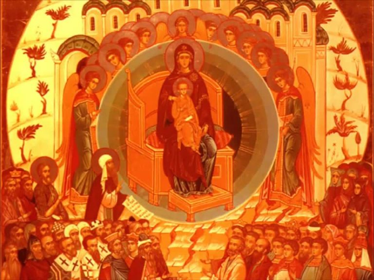Românii sărbătoresc astăzi Soborul Maicii Domnului