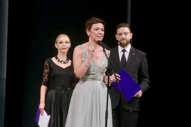 TNTm / Ada Lupu Hausvater: ”Excelența înseamnă atitudine. Iar atitudinea se formează prin educație”