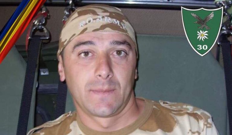 Doliu în Armata Română. Un caporal, luptător neînfricat în Afganistan și Kosovo, s-a stins la 40 de ani