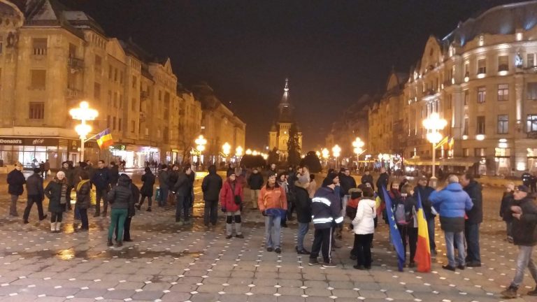 Protest anemic la Timișoara împotriva corupților Video