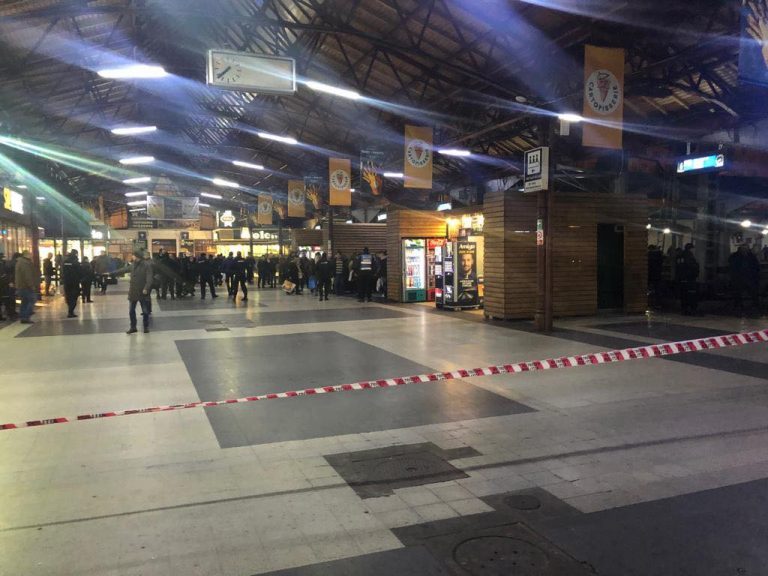 FOTO. Amenințare teroristă la Gara de Nord București și pe Aeroportul Henri Coandă! Se fac verificări