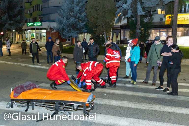 Accident grav în vestul țării. Femeie lovită pe trecerea de pietoni