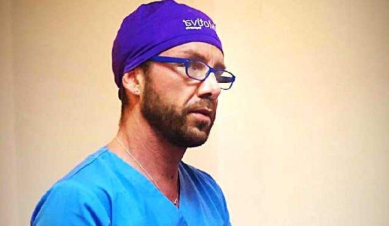 Medicul fals a fost prins într-un tren la Vama Curtici. Voia să fugă din țară