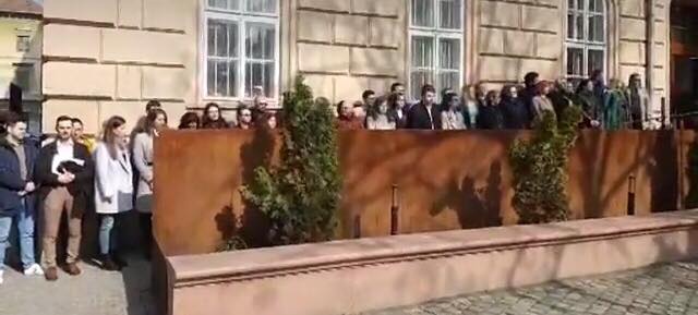 Magistrații timișoreni, din nou la protest în fața Palatului Diacasterial. VIDEO