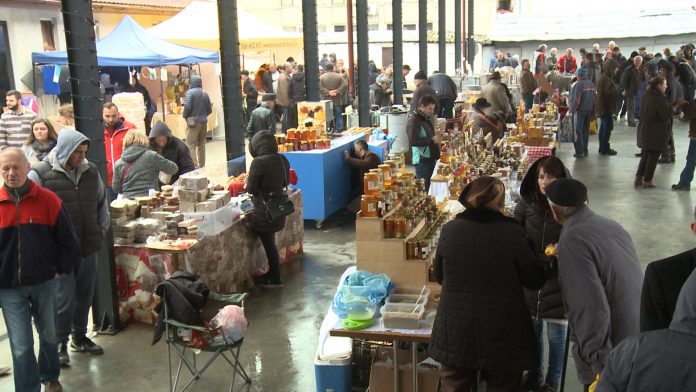 Comuna Ghiroda “Regina Mierii” timp de două zile..Still065