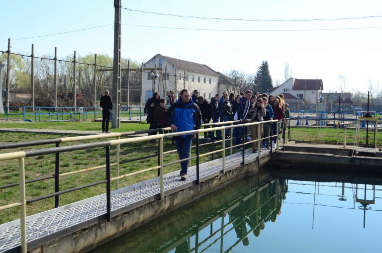 Aquatim crede în sloganului său: „ Investim în viitoriul regiunii”