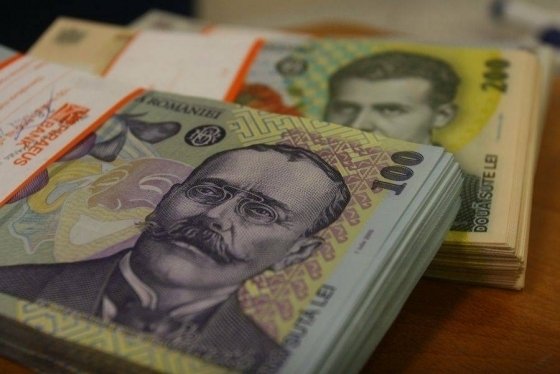 Bani pentru zeci de mii de tineri români. Statul le oferă finanțări de până la 200.000 de lei