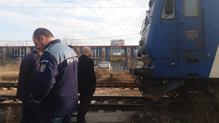 Un bărbat a murit călcat de tren, în Hunedoara. Posibil suicid