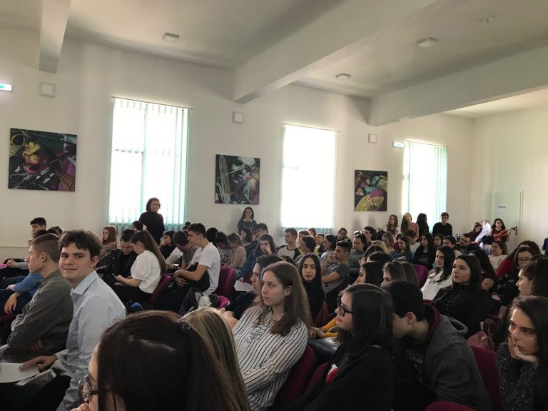 Ziua Francofoniei sărbătorită cu spirit tineresc la liceul Calderon