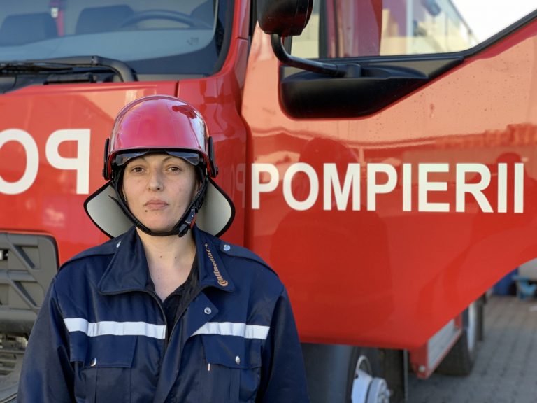 Prima femeie pompier de la Continental: „Pe primul loc sunt viața și oamenii”