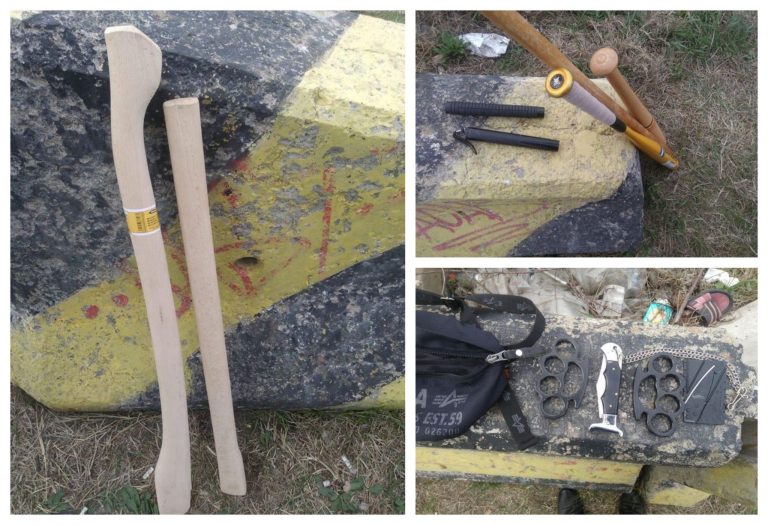 Arme albe și proteze dentare de box găsite în autocarul suporterilor Poli Timișoara