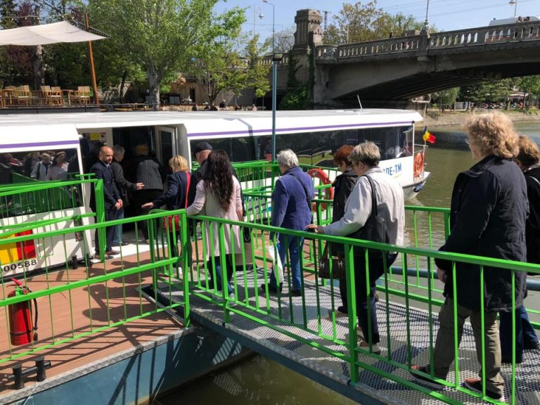 Când revin vaporașele pe Bega