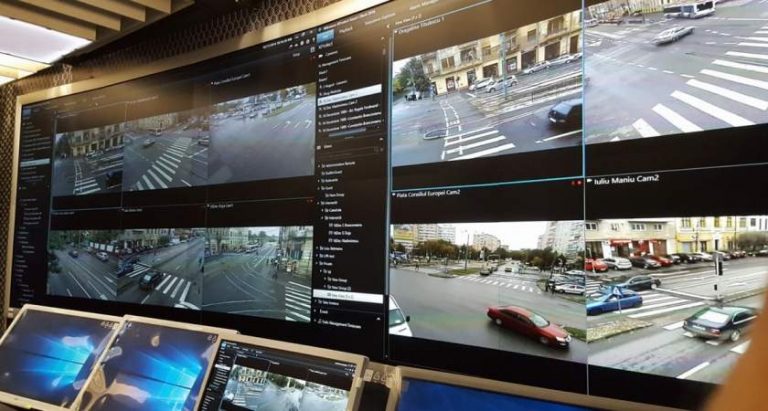 Haos în traficul din Timişoara şi o pagubă de peste 100.000 de euro cauzate de un şofer