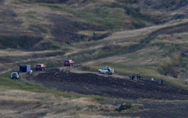 O româncă și copila ei de 8 ani au fost ucise de un criminal în serie