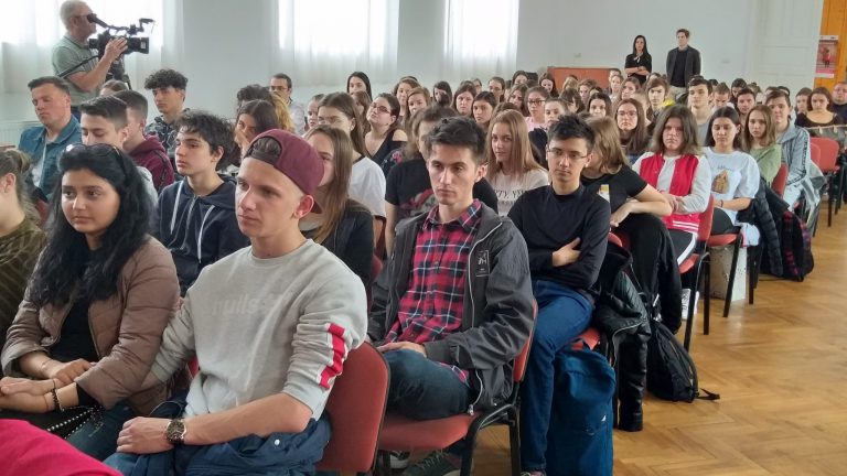 Ateliere de limbă japoneză la Biblioteca UPT