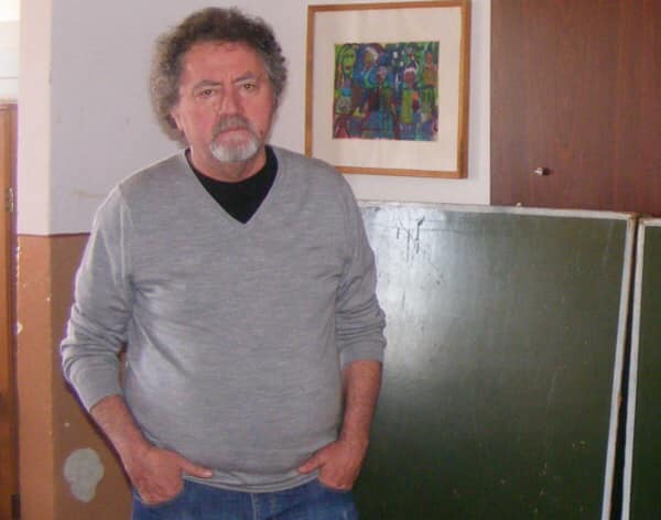 Dirijorul grupurilor Flores și Mini Flores se află la necaz