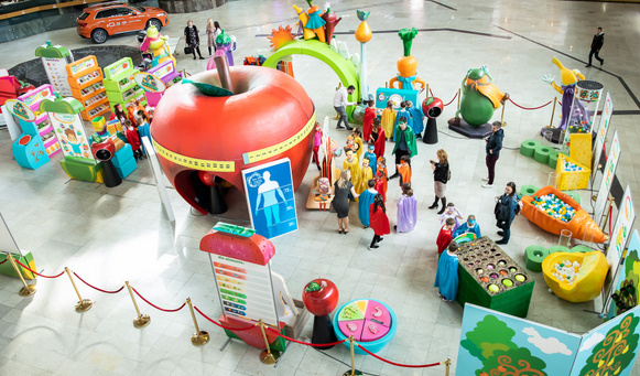 De vineri, Iulius Mall invită copiii să afle cum pot deveni supereroi ai mâncatului sănătos, într-o expoziție interactivă despre alimentație corectă