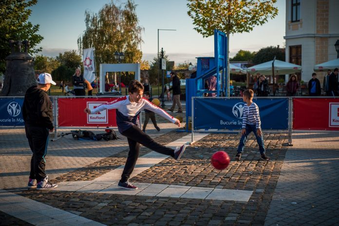 58978325_1083541971829091_602154797151289344_n