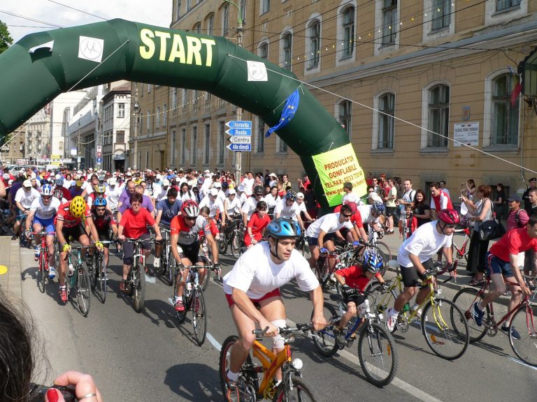 Mai multe mijloacele de transport în comun vor fi deviate la Timișoara pentru Crosul Firmelor