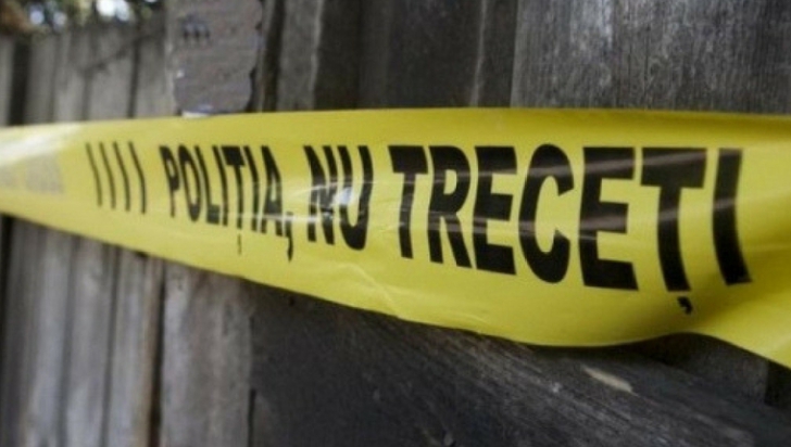 Pensionar ucis în bătaie, în propria-i casă, de doi adolescenți