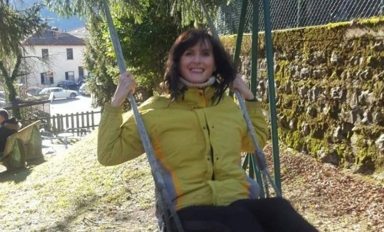 O asistentă medicală româncă a murit în Italia, într-o prăpastie de 80 de metri
