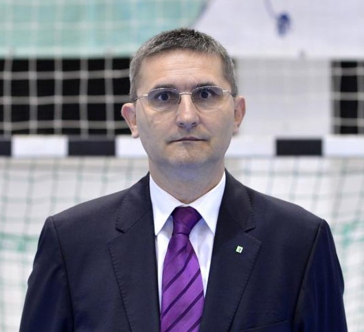 “Creșterea performanței energetice a clădirilor este o necesitate” – Interviu cu dr. ing. Ioan Silviu Doboși, prim-vicepreședinte al Asociației Inginerilor Instalatori din România