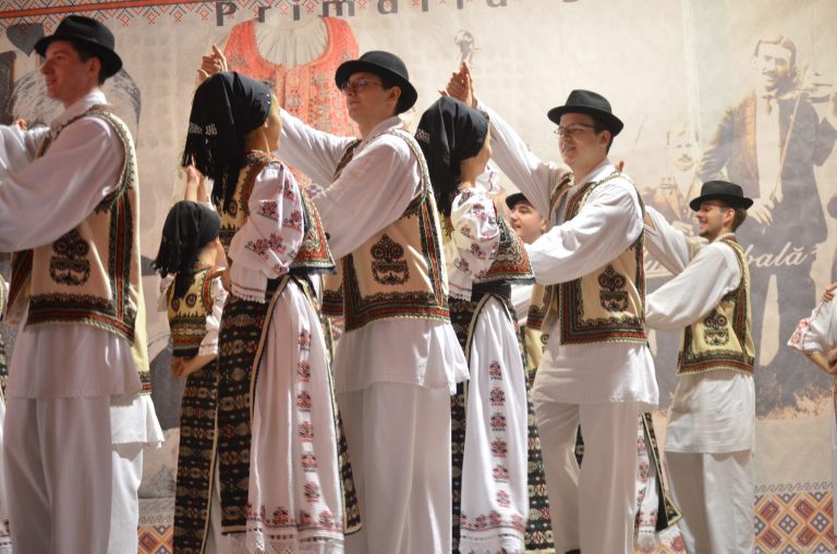 Lada cu zestre, ediția a XII-a, se încheie cu un spectacol de gală la Muzeul Satului Bănățean